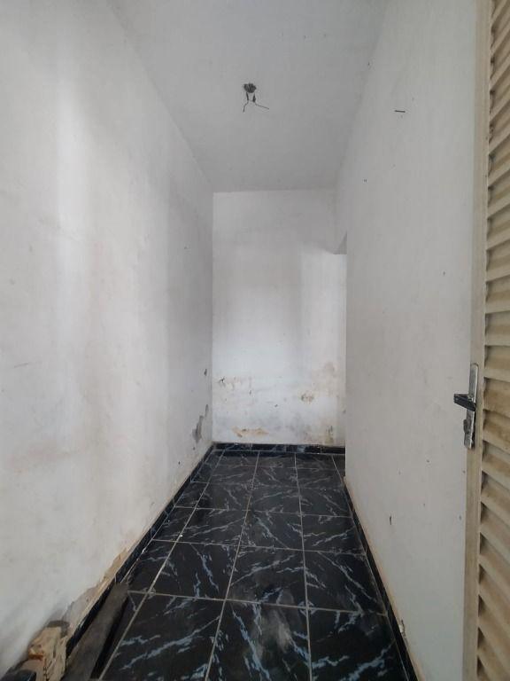 Casa, Itacolomi, 6 Quartos, 12 Vagas