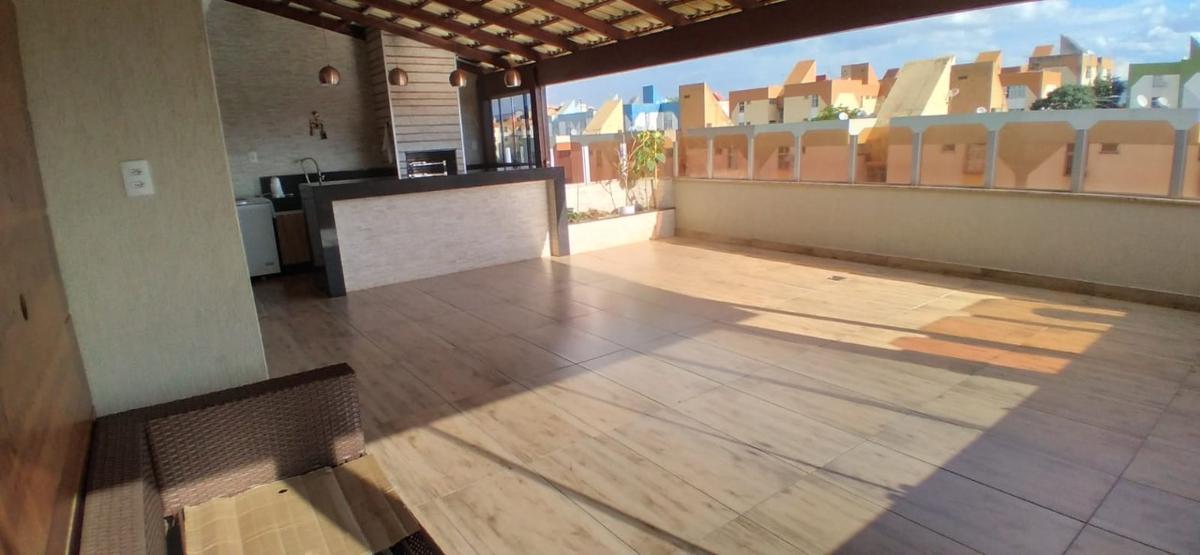 Cobertura, Jardim Riacho das Pedras, 4 Quartos, 3 Vagas, 2 Suítes