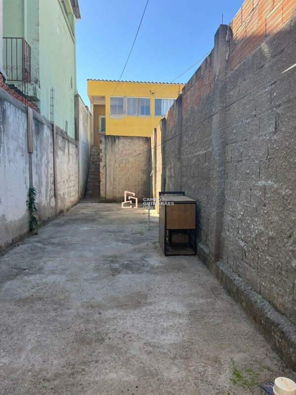 Casa, Santa Terezinha, 2 Quartos, 3 Vagas