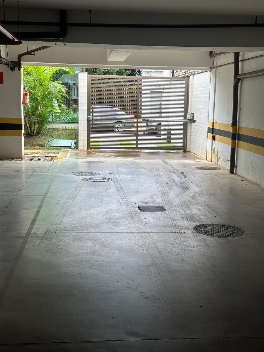 Apartamento, Floresta, 2 Quartos, 2 Vagas, 1 Suíte