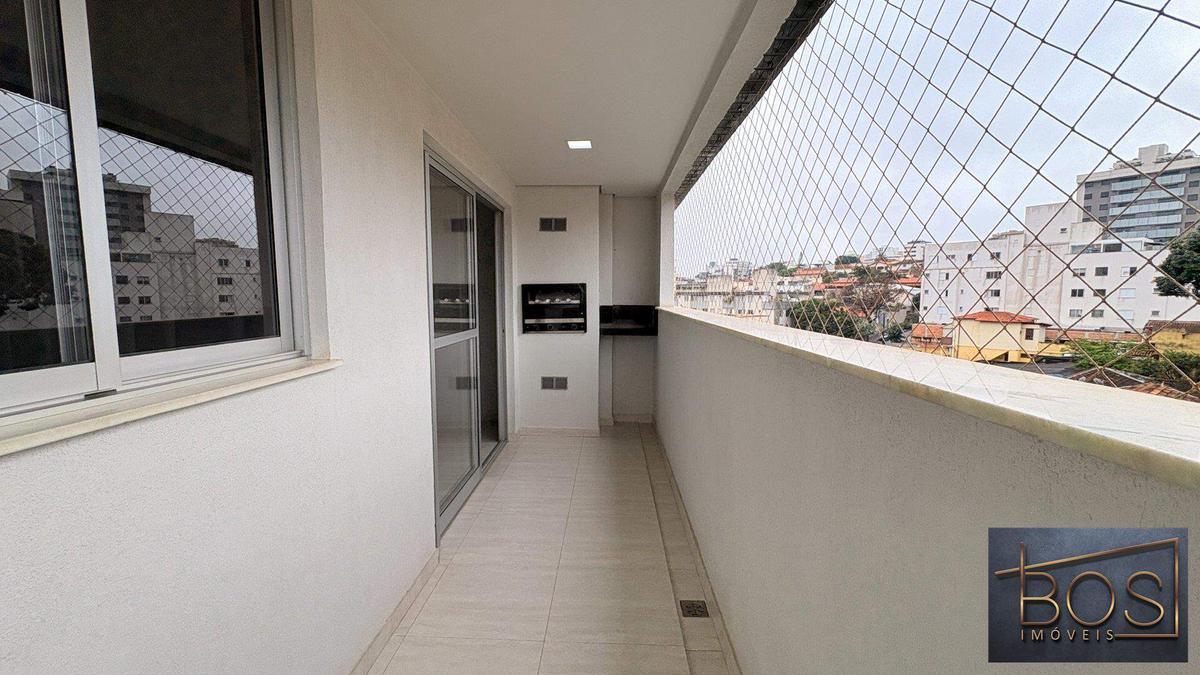 Apartamento, Sagrada Família, 3 Quartos, 2 Vagas, 1 Suíte