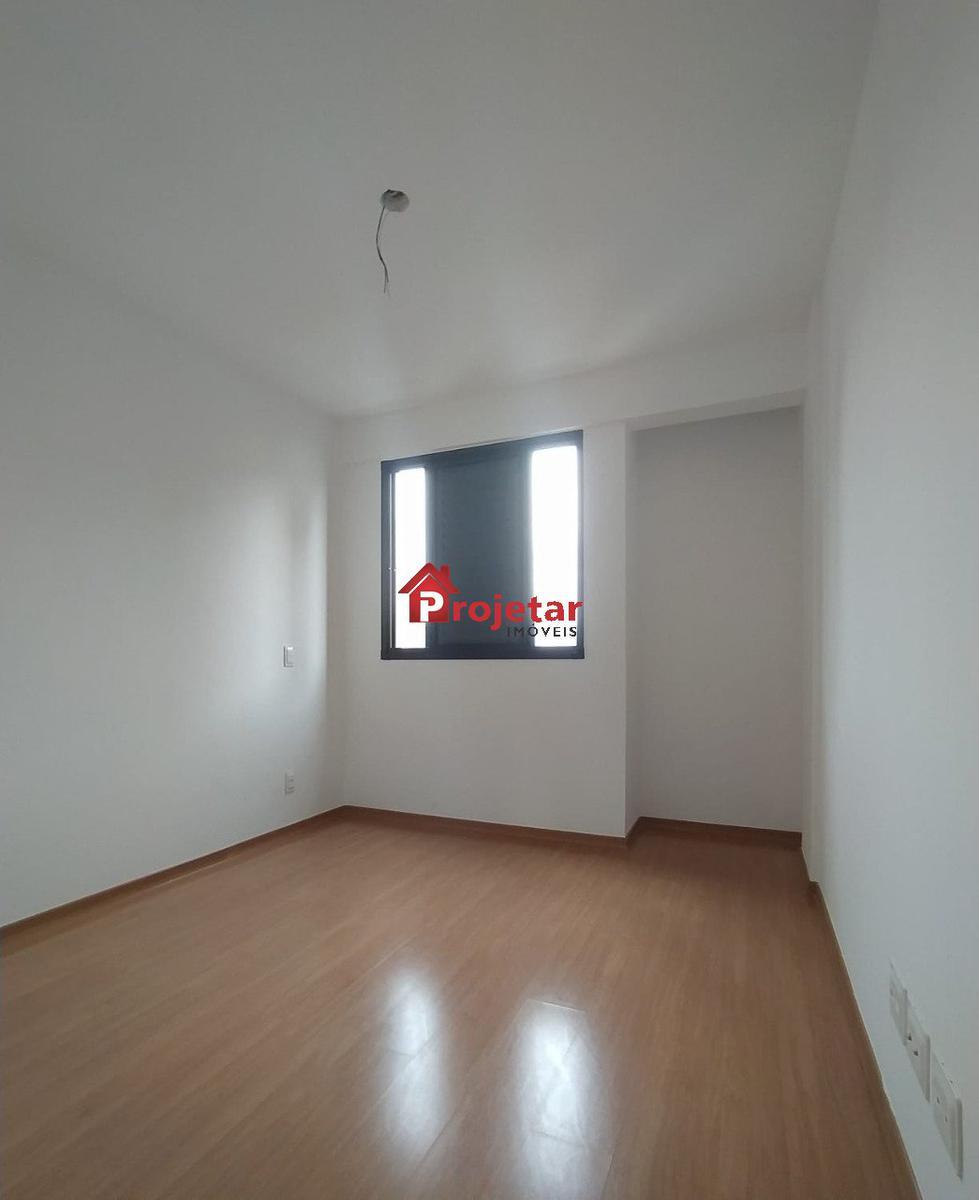 Apartamento, Sagrada Família, 3 Quartos, 2 Vagas, 1 Suíte