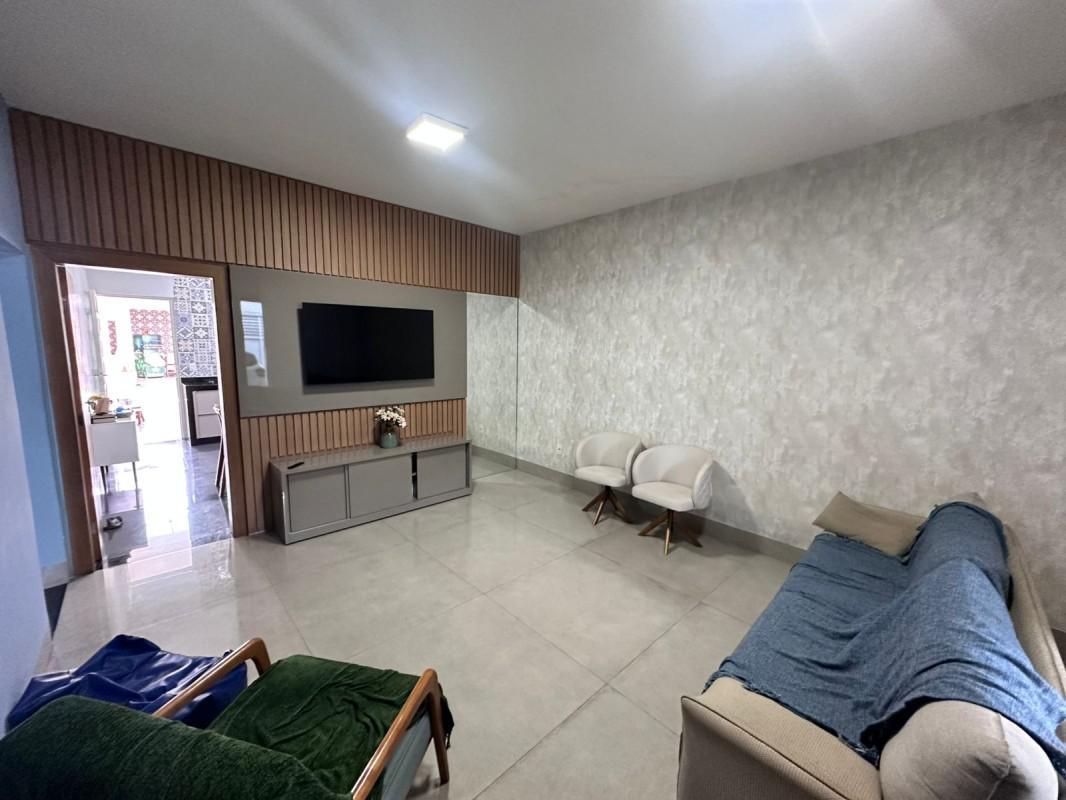 Casa, Parque Xangri-lá, 4 Quartos, 4 Vagas, 1 Suíte