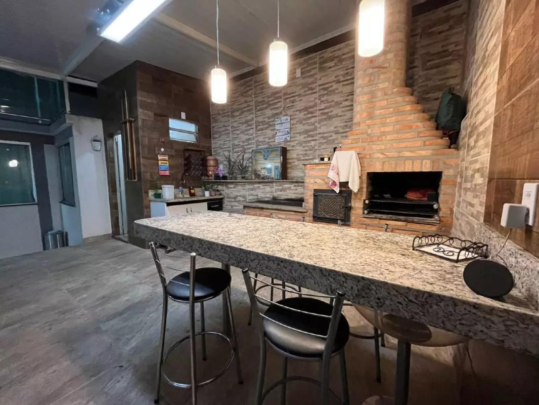 Casa, Santa Helena, 3 Quartos, 2 Vagas, 1 Suíte