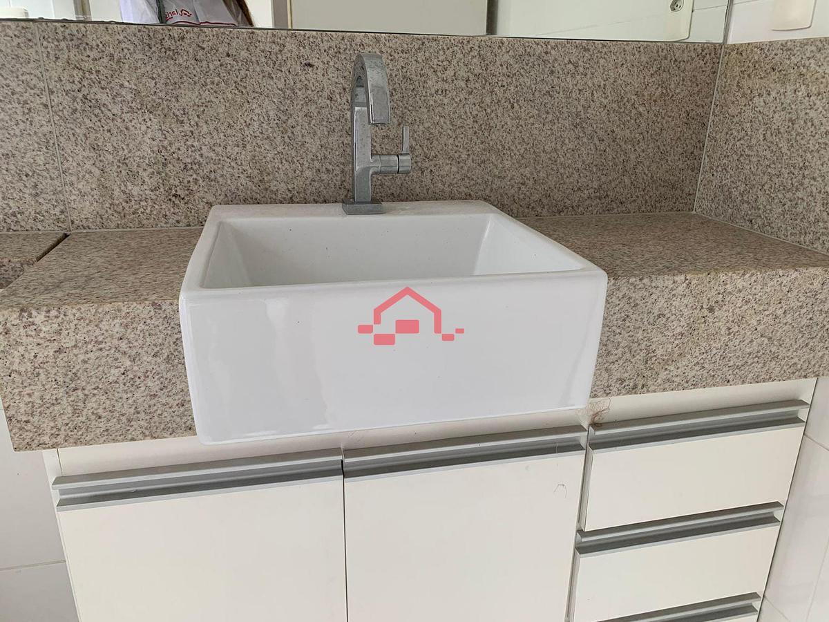 Apartamento, Funcionários, 2 Quartos, 2 Vagas, 2 Suítes