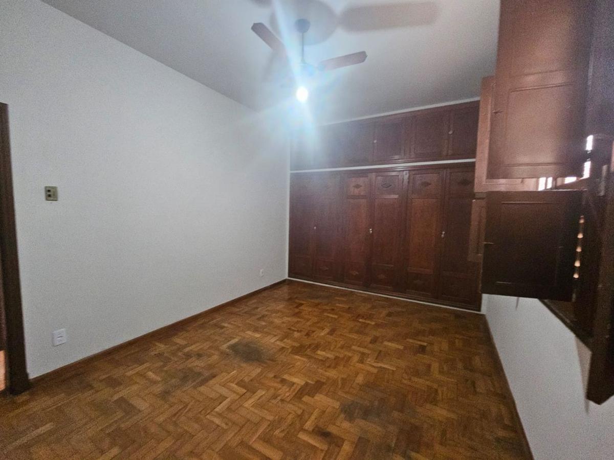 Casa, Renascença, 4 Quartos, 2 Vagas