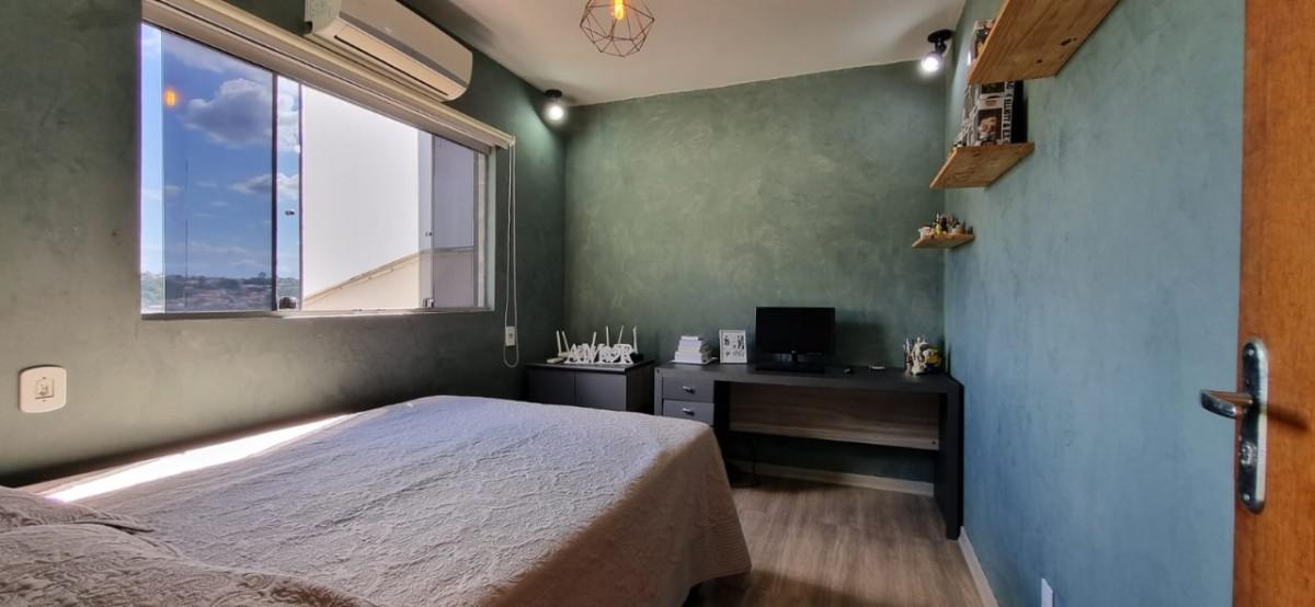 Casa, Jardim Imperial, 3 Quartos, 2 Vagas, 1 Suíte