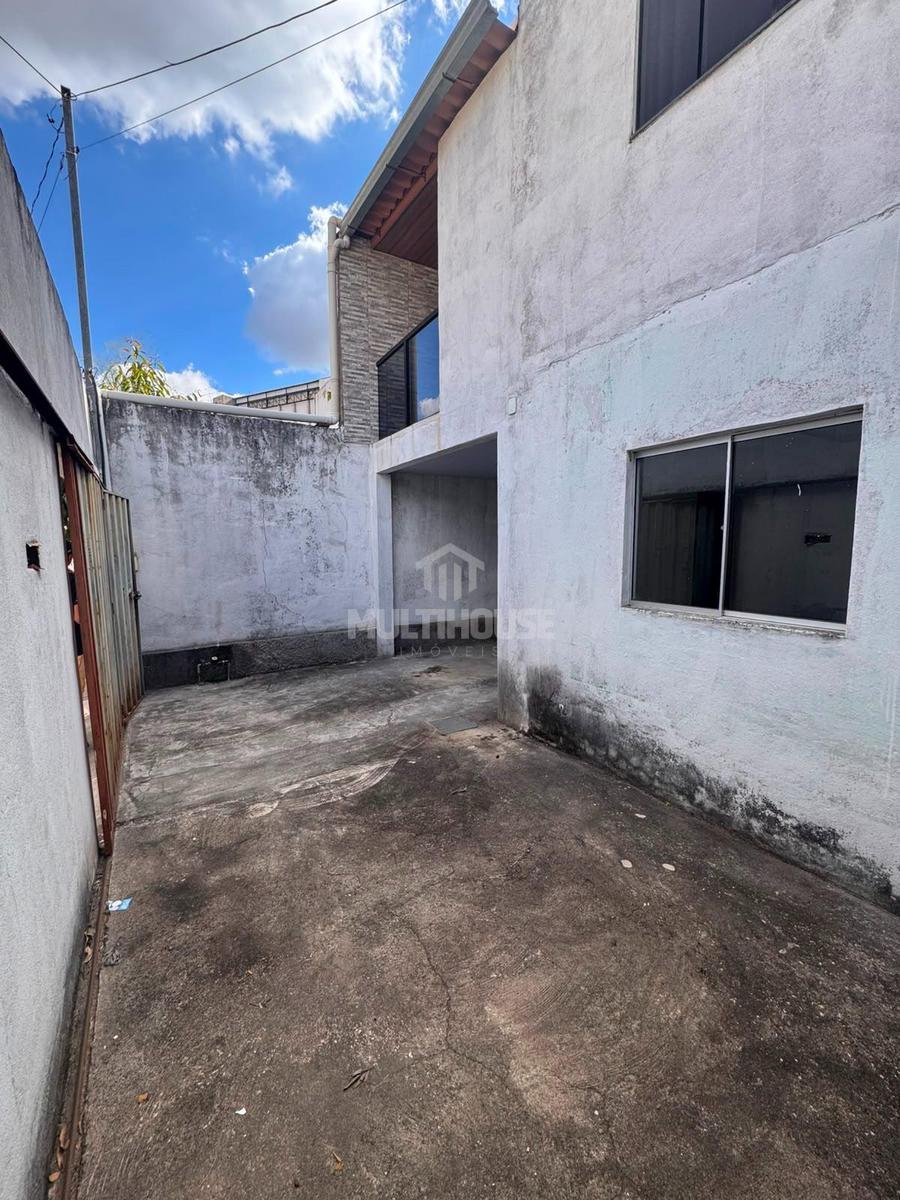 Casa, Candelária, 4 Quartos, 3 Vagas, 1 Suíte