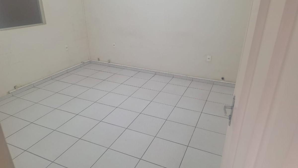 Sala, São Salvador, 0 Quarto, 0 Vaga