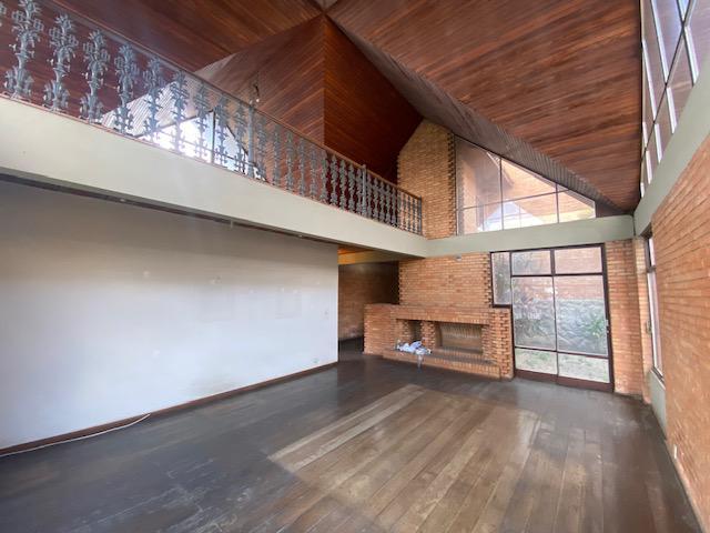 Casa, São José, 4 Quartos, 6 Vagas, 1 Suíte