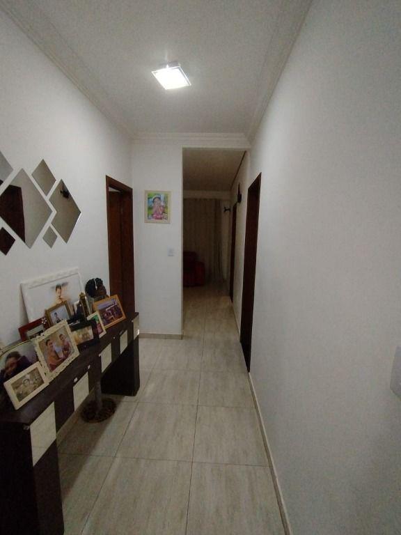 Casa, Mangueiras, 3 Quartos, 4 Vagas, 1 Suíte