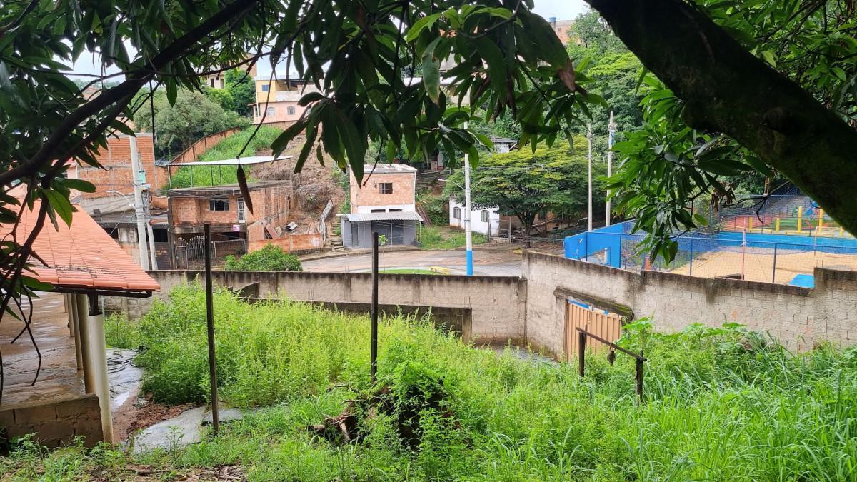 Casa, Jardim Vitória, 2 Quartos, 2 Vagas