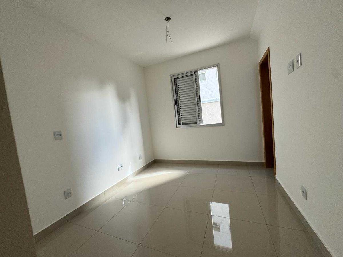 Apartamento, Vila Paris, 2 Quartos, 2 Vagas, 2 Suítes