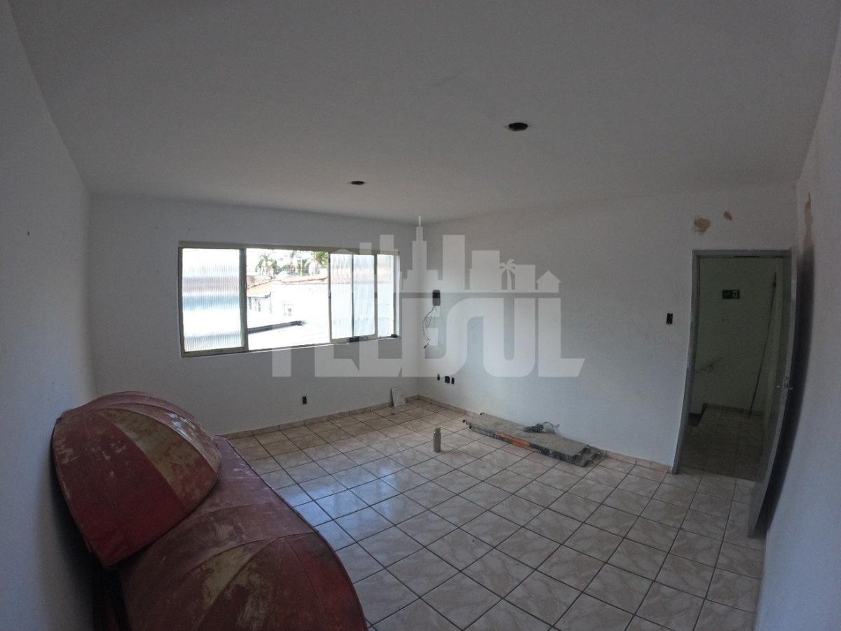 Lote, Centro, 0 Quarto, 0 Vaga