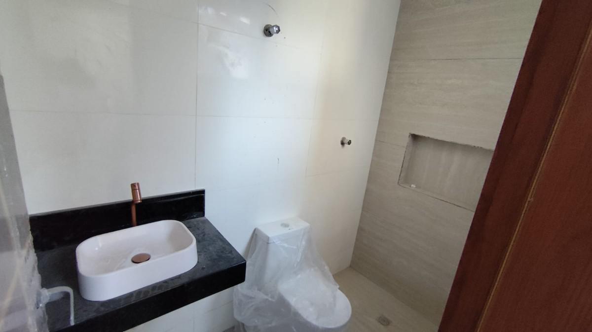Casa, Alto das Flores, 2 Quartos, 2 Vagas, 1 Suíte