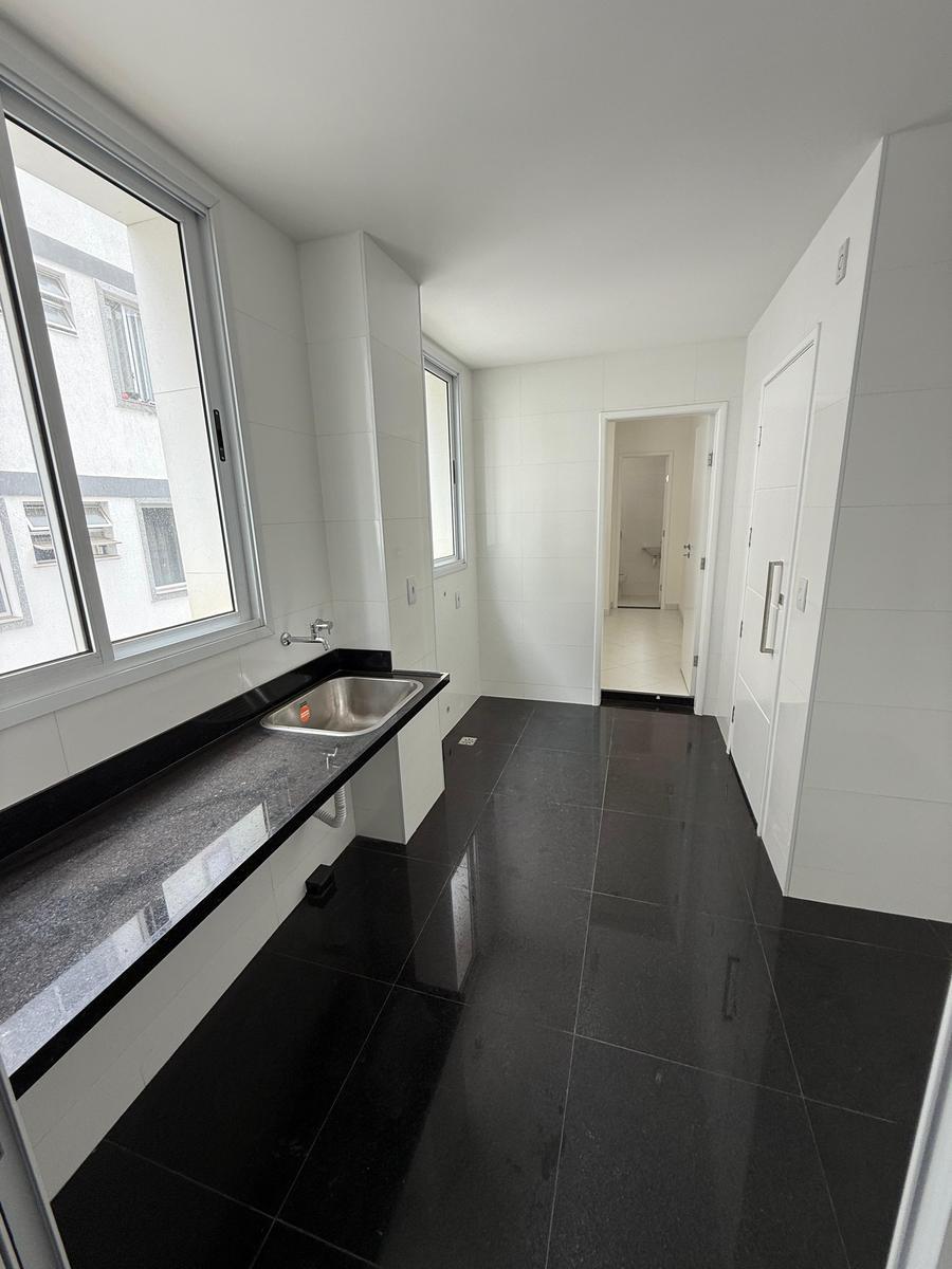 Apartamento, Anchieta, 4 Quartos, 2 Vagas, 4 Suítes