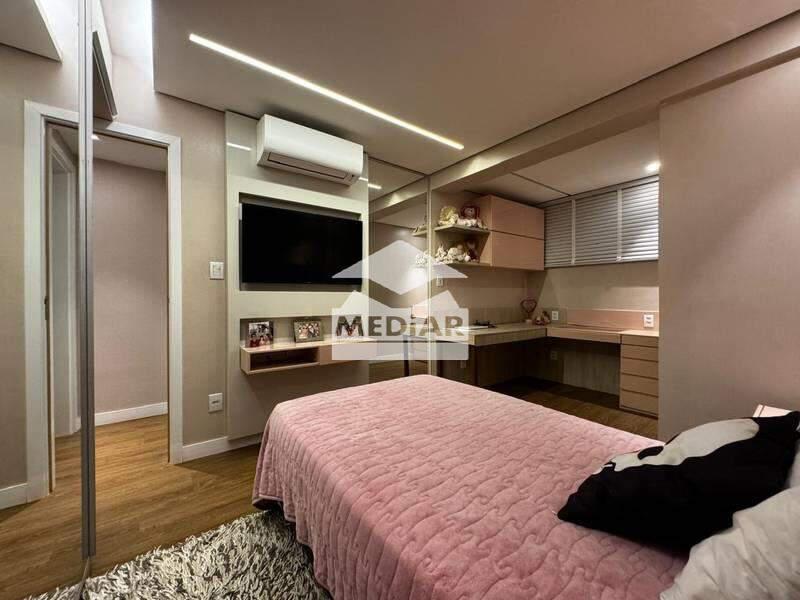 Apartamento, Castelo, 3 Quartos, 2 Vagas, 1 Suíte