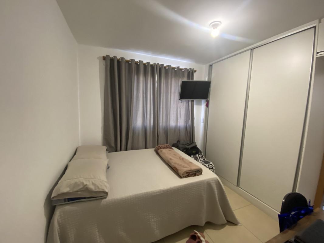 Apartamento, Sagrada Família, 2 Quartos, 1 Vaga, 1 Suíte