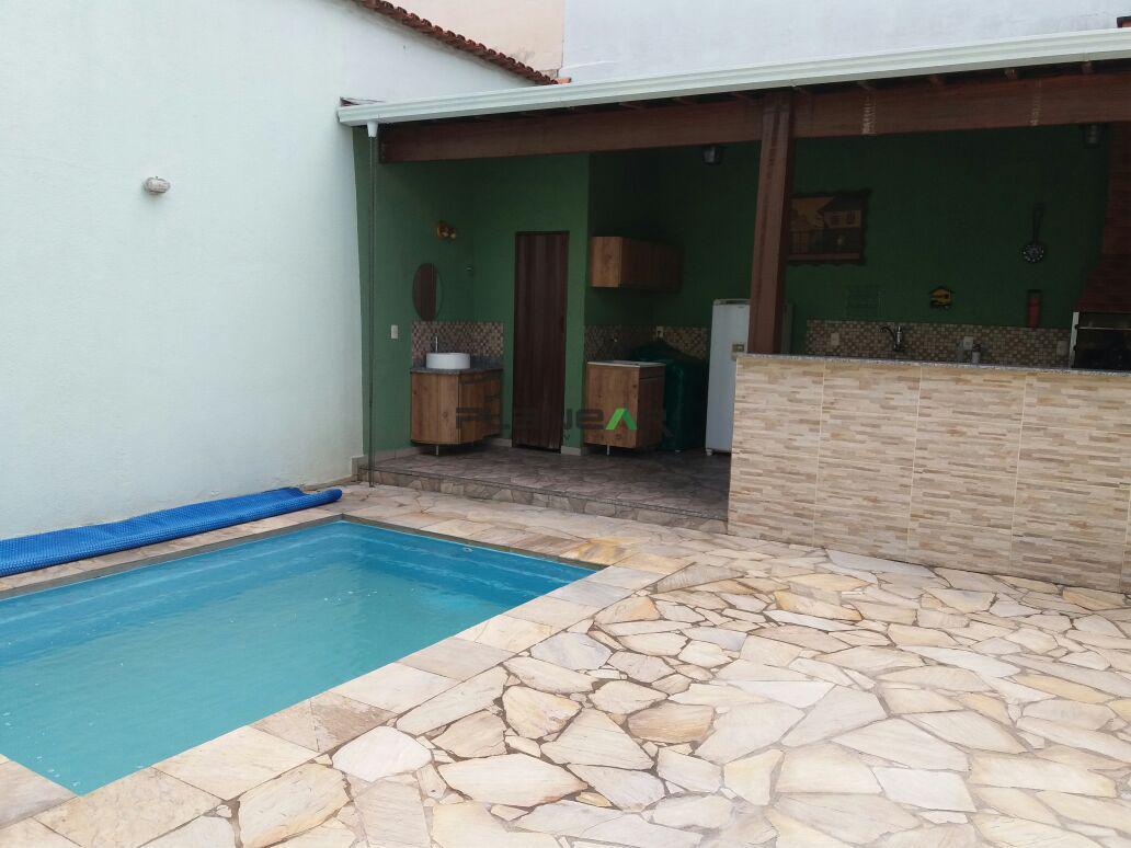 Casa, Jardim Riacho das Pedras, 4 Quartos, 2 Vagas, 1 Suíte