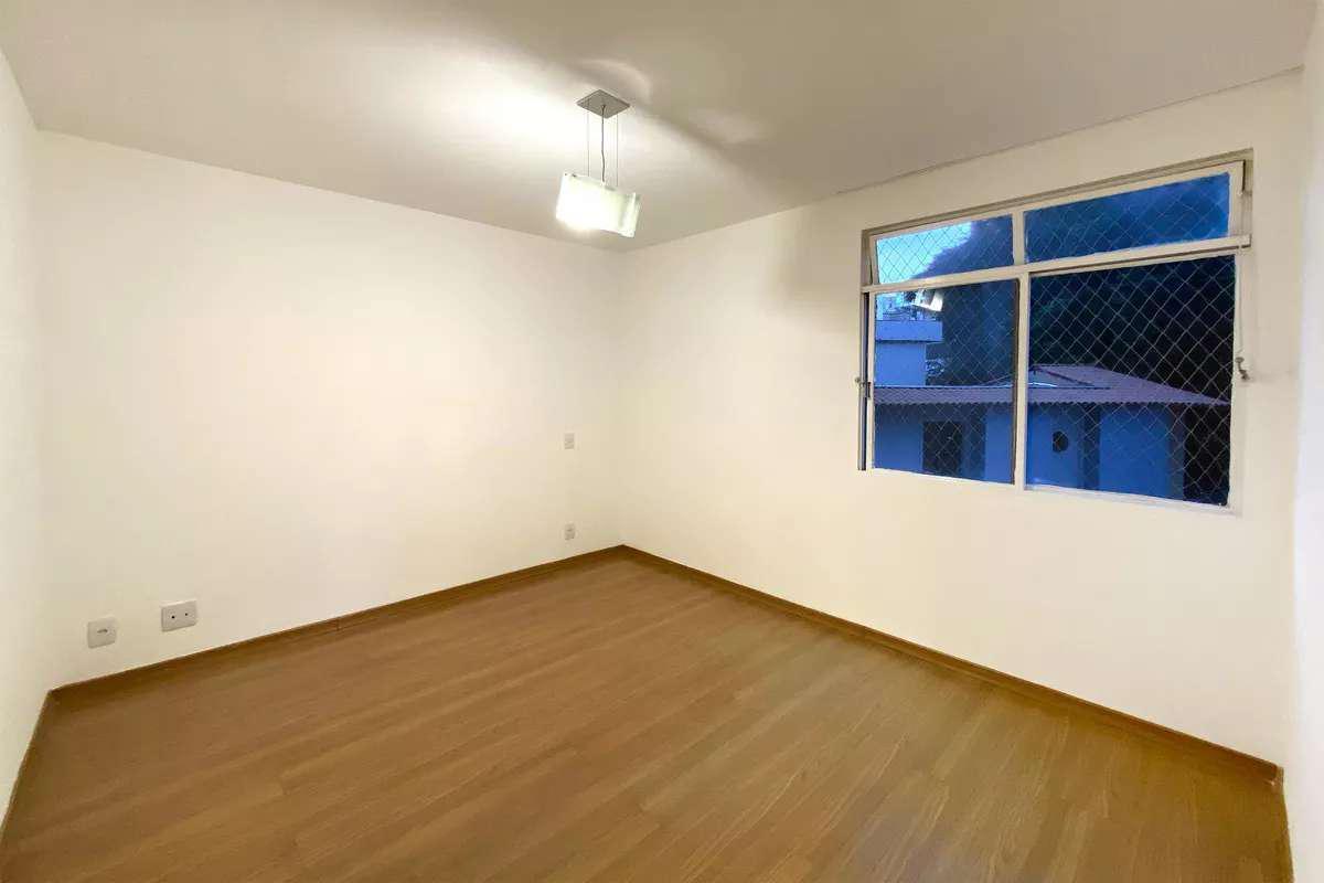 Apartamento, Coração de Jesus, 3 Quartos, 1 Vaga, 1 Suíte