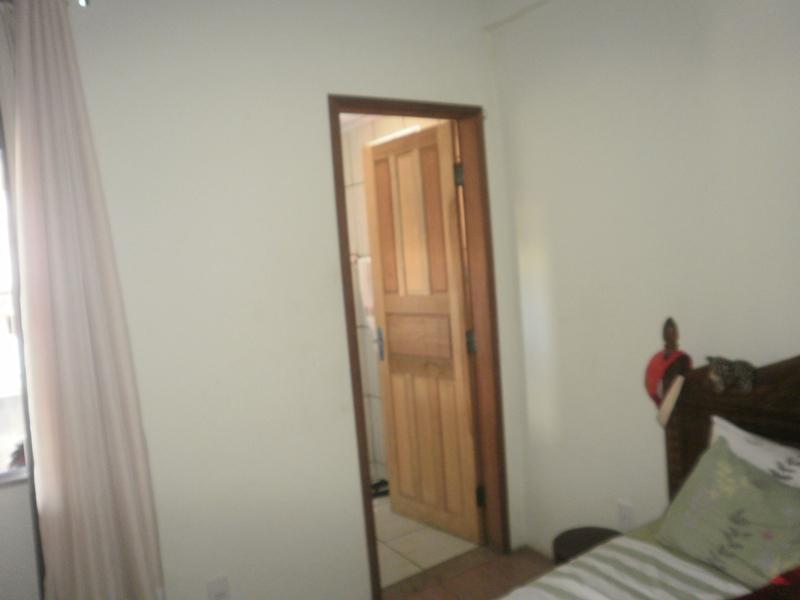 Casa, Industrial, 6 Quartos, 2 Vagas, 2 Suítes
