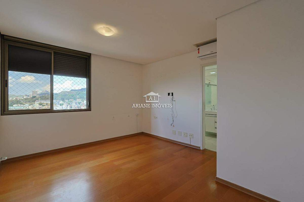 Apartamento, Santa Lúcia, 3 Quartos, 4 Vagas, 3 Suítes
