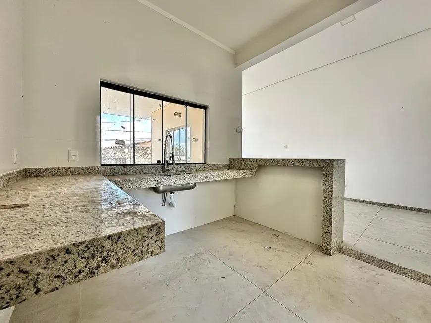 Casa, Conjunto Minascaixa, 3 Quartos, 2 Vagas, 1 Suíte