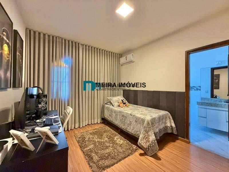 Casa, Alto Barroca, 4 Quartos, 2 Vagas, 2 Suítes