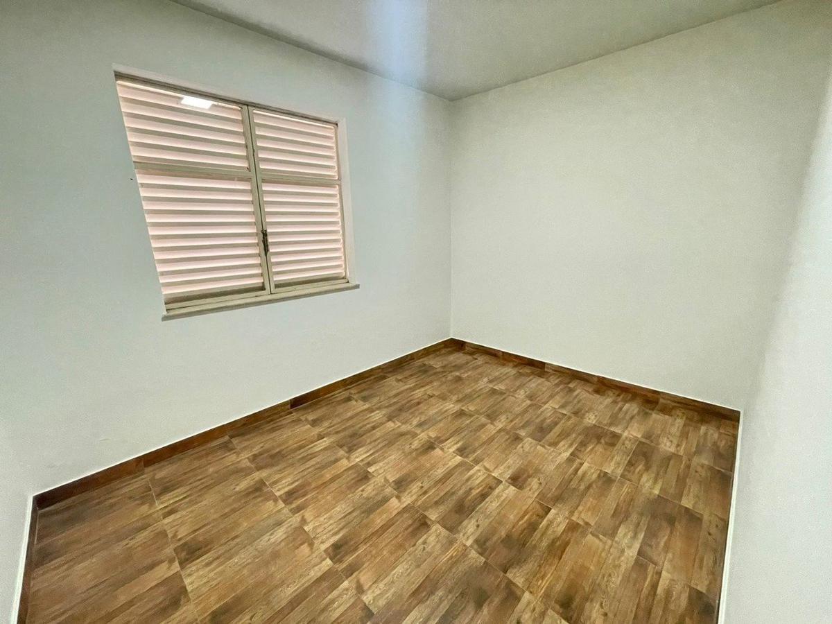 Casa Comercial, São José, 3 Quartos, 6 Vagas, 1 Suíte