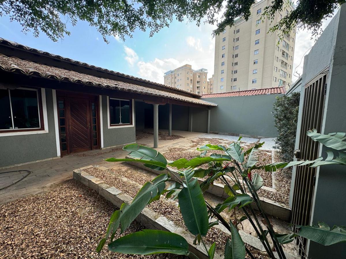 Casa, Santa Mônica, 4 Quartos, 6 Vagas, 2 Suítes