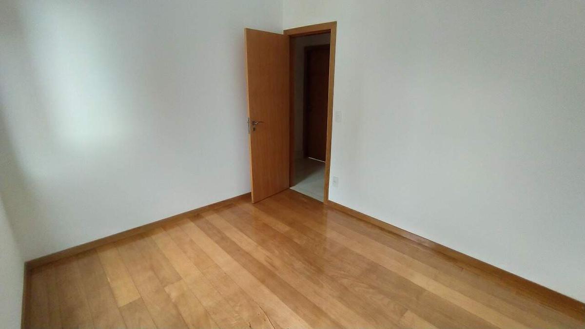 Cobertura, Buritis, 4 Quartos, 5 Vagas, 1 Suíte