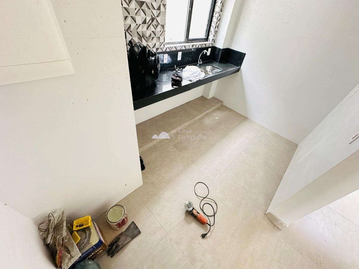 Casa, Planalto, 3 Quartos, 2 Vagas, 1 Suíte