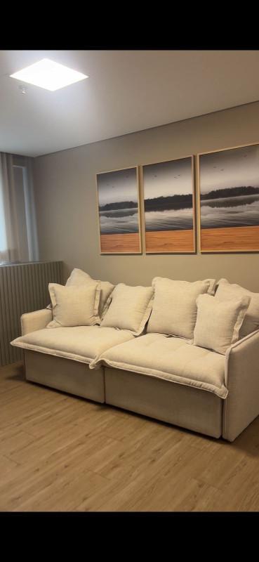 Apartamento, Estoril, 2 Quartos, 0 Vaga, 2 Suítes