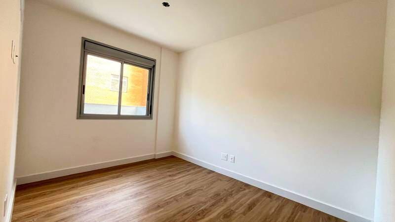 Apartamento, Sagrada Família, 3 Quartos, 2 Vagas, 1 Suíte