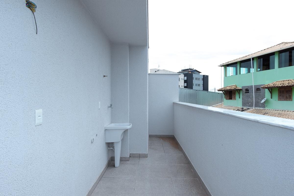 Cobertura, Heliópolis, 2 Quartos, 2 Vagas, 1 Suíte