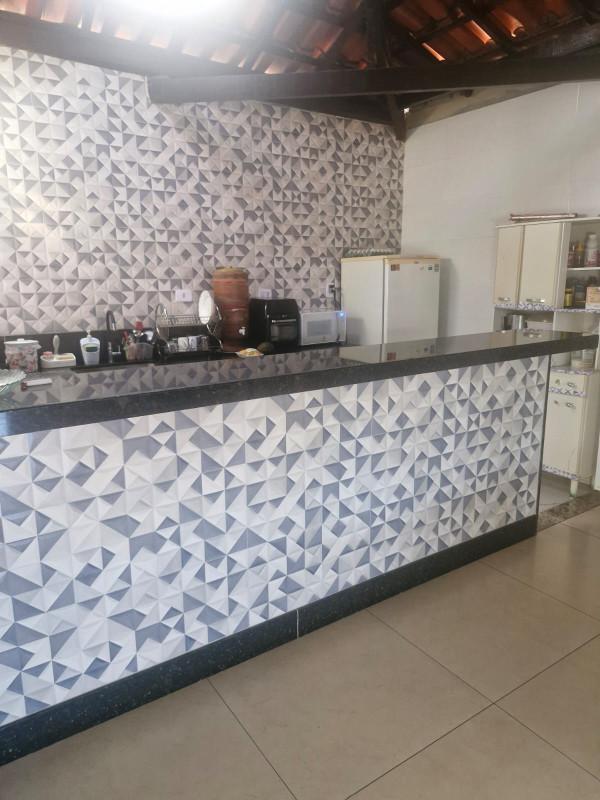 Casa, Jardim Vitória, 4 Quartos, 2 Vagas, 1 Suíte