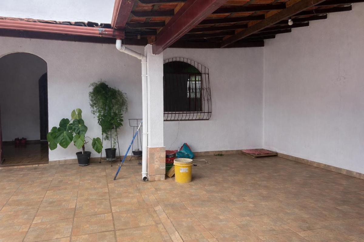 Casa, Tirol, 3 Quartos, 3 Vagas, 1 Suíte