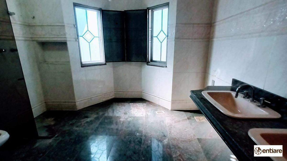 Casa Comercial, Venda Nova, 7 Quartos, 0 Vaga, 1 Suíte