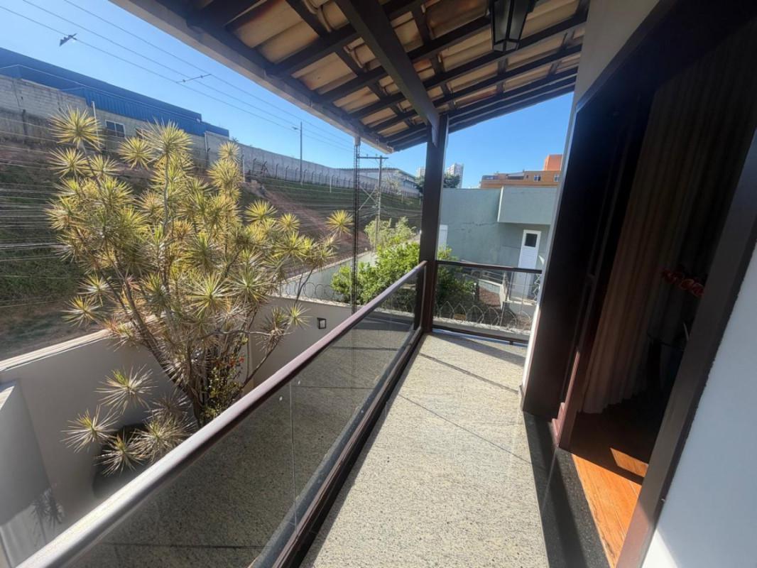 Casa, Jardim Riacho das Pedras, 4 Quartos, 6 Vagas, 1 Suíte