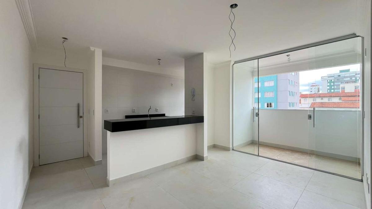 Apartamento, Sagrada Família, 3 Quartos, 2 Vagas, 1 Suíte