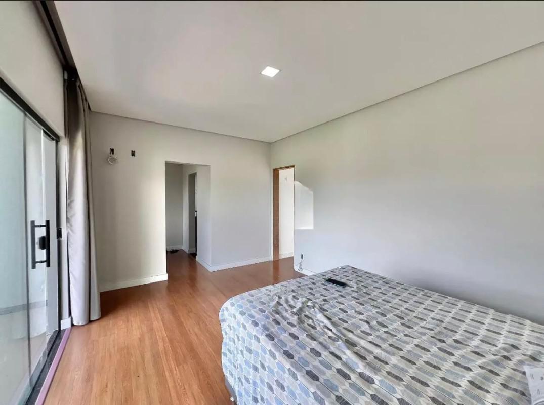 Casa, Colonial, 3 Quartos, 4 Vagas, 1 Suíte