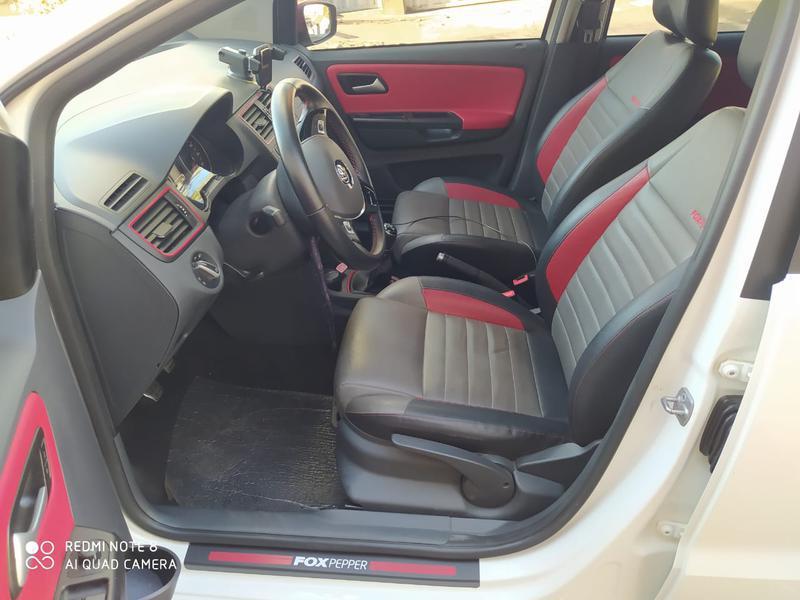 Volkswagen Fox Pepper 1.6 Flex 16v 5p