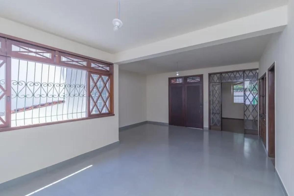 Casa, Serra, 5 Quartos, 5 Vagas, 2 Suítes