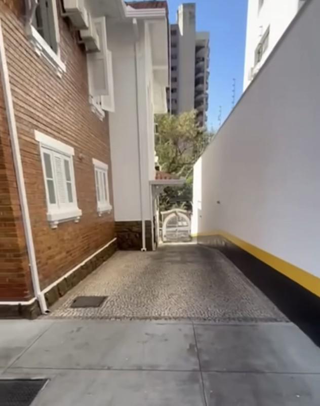 Casa, Lourdes, 11 Quartos, 6 Vagas