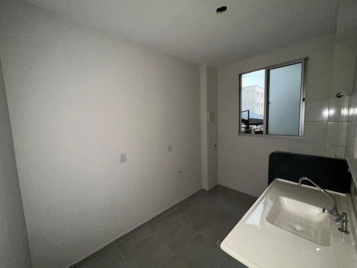 Apartamento, Vila Cristina, 2 Quartos, 1 Vaga