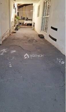 Casa, Conjunto Água Branca, 4 Quartos, 0 Vaga, 1 Suíte