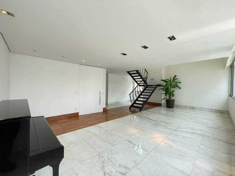 Cobertura, Savassi, 4 Quartos, 3 Vagas, 2 Suítes