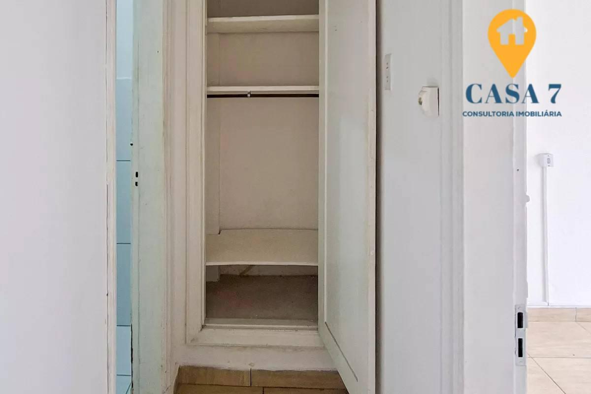 Apartamento, Centro, 2 Quartos, 0 Vaga