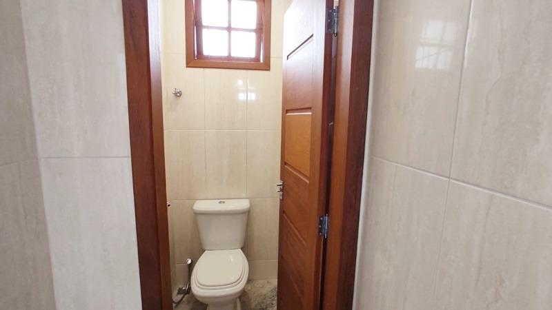 Casa, Braúnas, 3 Quartos, 8 Vagas, 2 Suítes