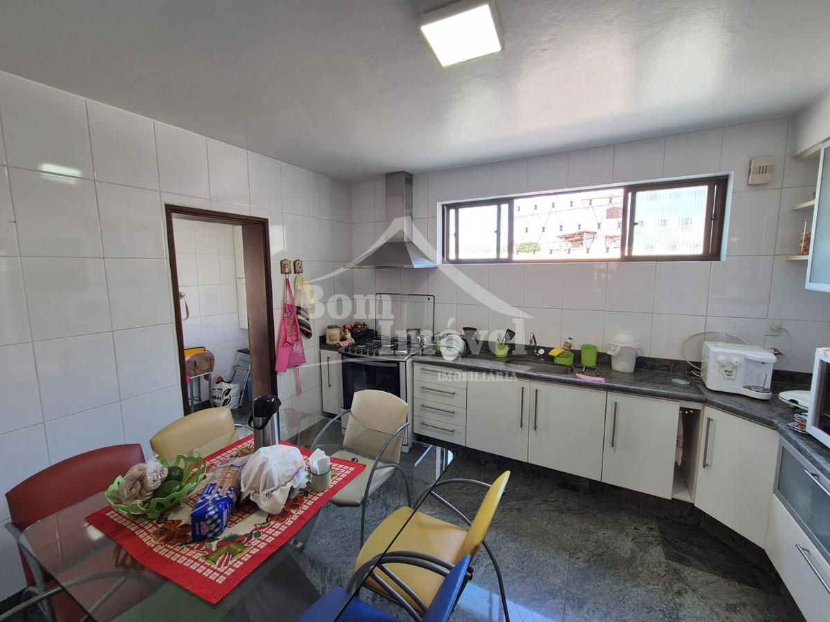 Casa, Centro, 0 Quarto, 0 Vaga